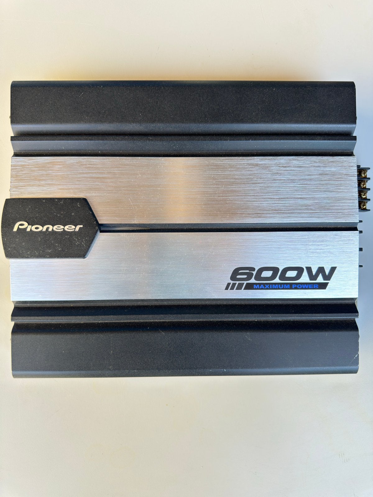 Pioneer GM-6100F 600W 4-kanaals versterker, Auto diversen, Autospeakers, Ophalen of Verzenden, Zo goed als nieuw