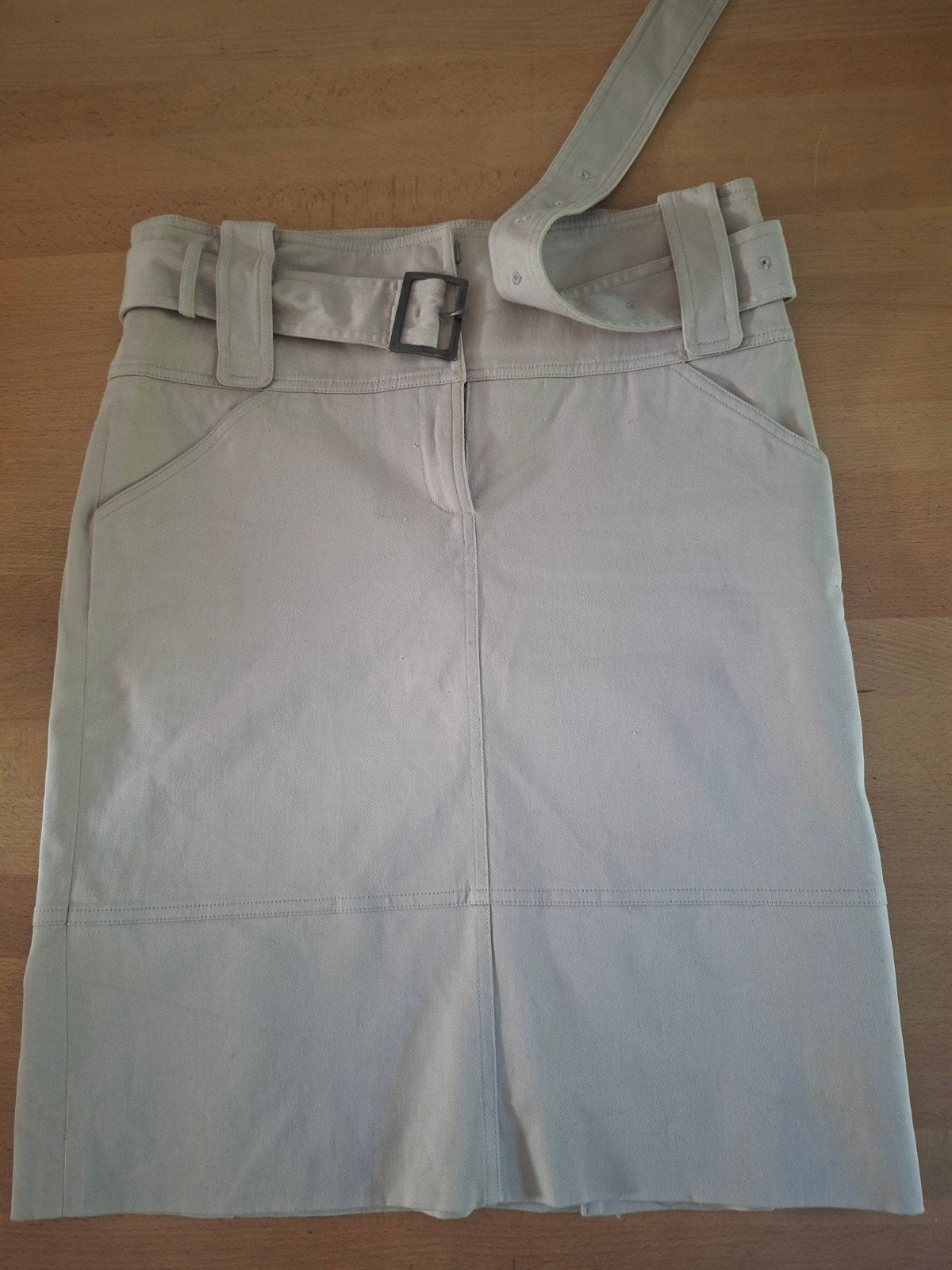 Burberry London knielange beige rok met steekzakken, Kleding | Dames, Rokken, Maat 38/40 (M), Beige, Ophalen of Verzenden, Knielengte