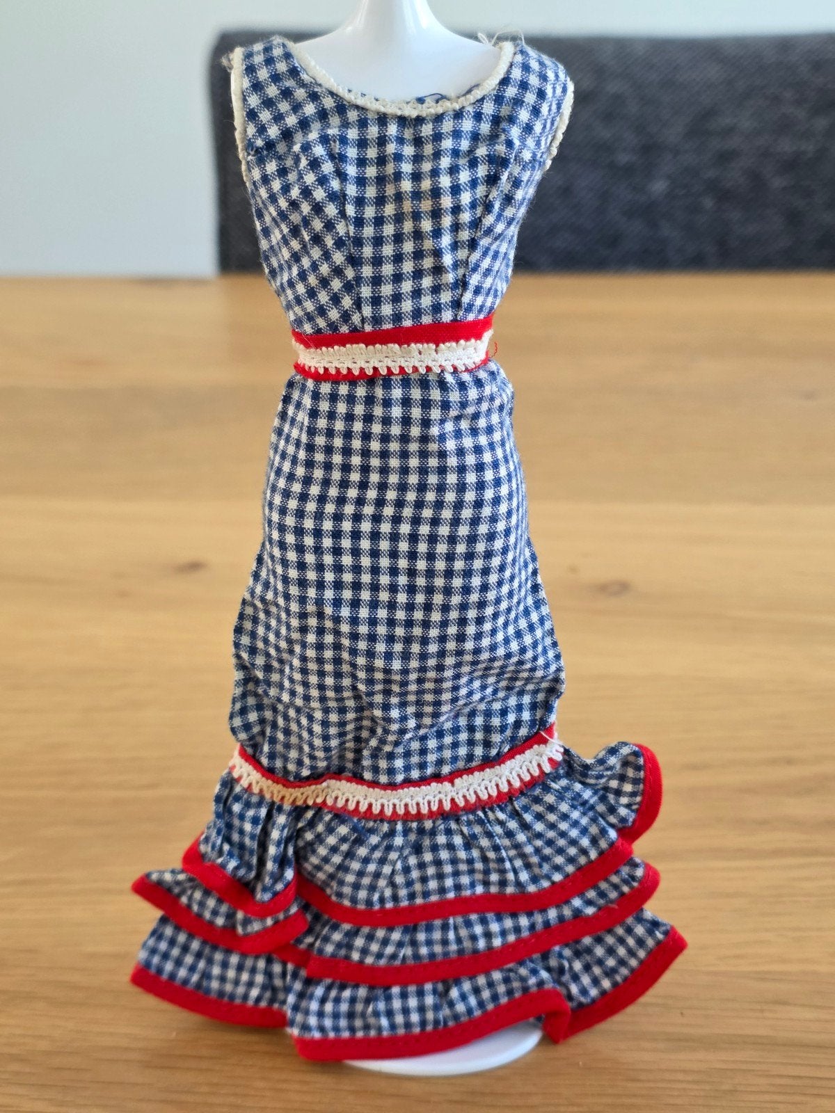 Vintage jurk voor Barbie, Ophalen of Verzenden, Gebruikt, Kleertjes