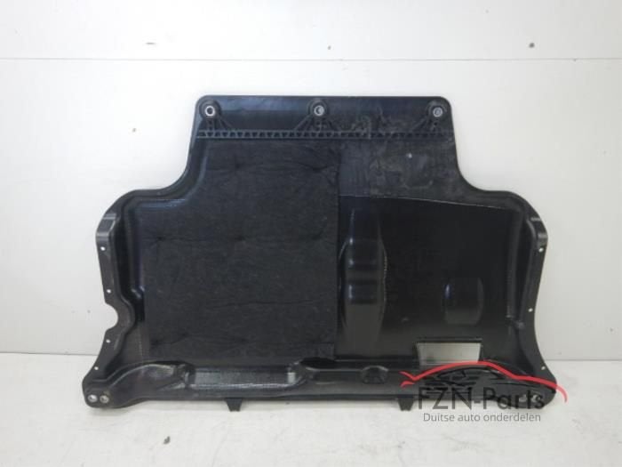 VW Golf 8 Extra verstevigde Bodemplaat, Ophalen of Verzenden, Gebruikt