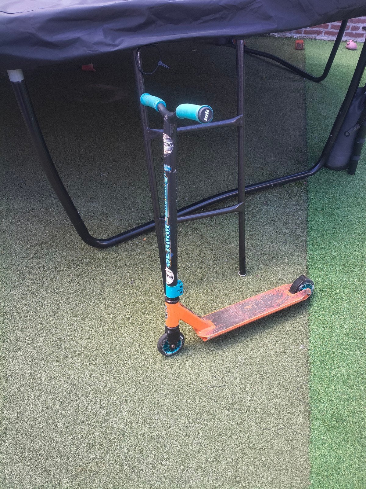 Gebruikte step - Oranje met blauwe accenten, Fietsen en Brommers, Ophalen