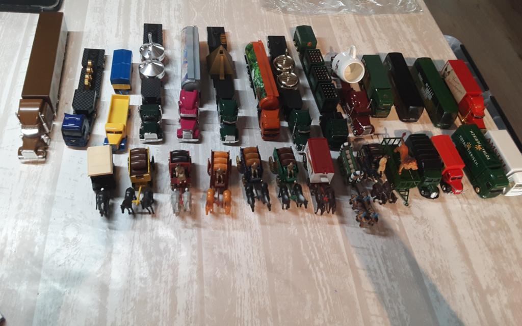 Vrachtwagens 1:87, Ophalen of Verzenden, Nieuw