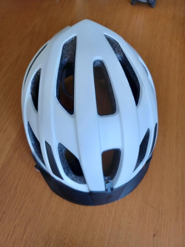 Nieuwe fietshelm. Prijs was €55, Fietsen en Brommers, Ophalen of Verzenden, Nieuw, M