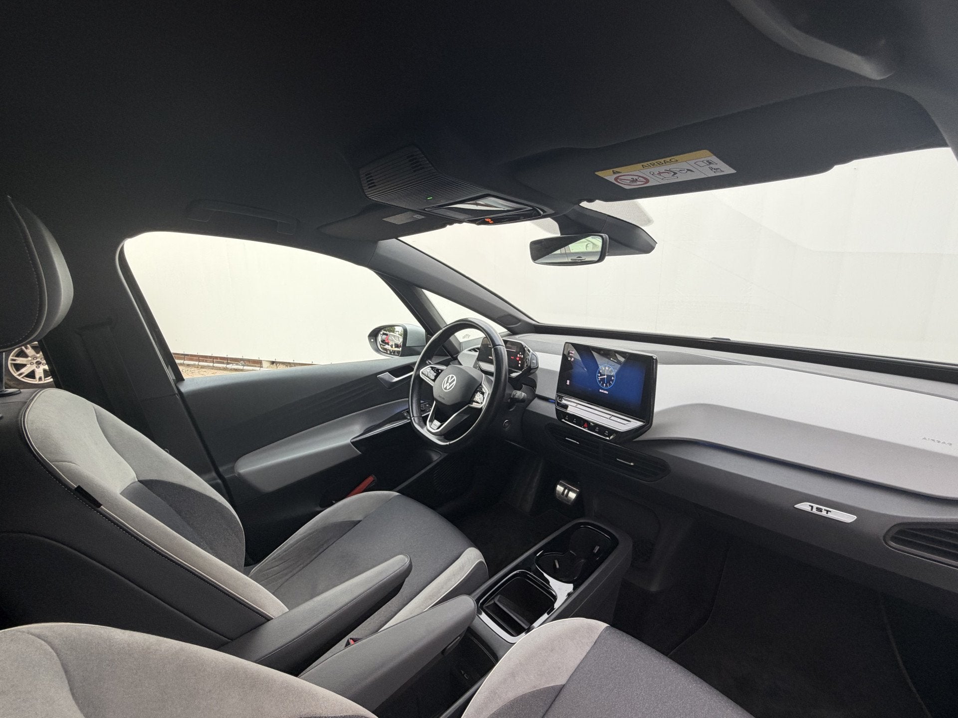 Volkswagen ID.3 First Plus 58 kWh Adap.Cruise Camera Carplay, Automaat, Gebruikt, ID.3, Origineel Nederlands