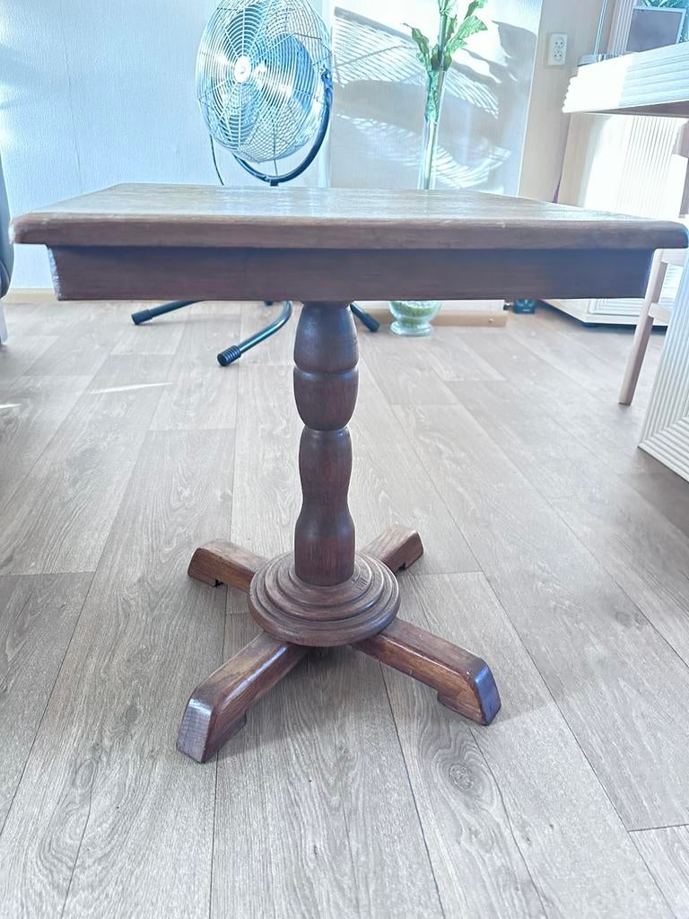 Kleine tafel, Ophalen, 50 tot 100 cm, Zo goed als nieuw, Minder dan 50 cm