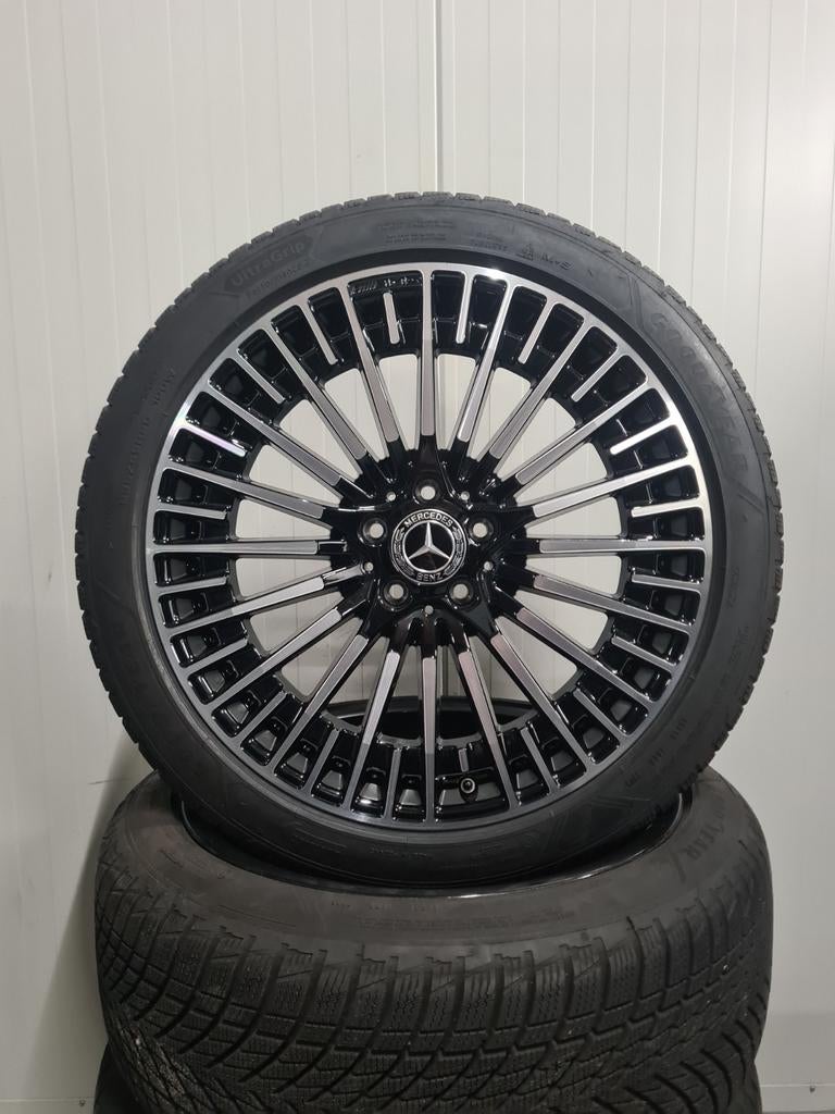 20' Mercedes EQA EQB H243 X243 Velgen met winterbanden