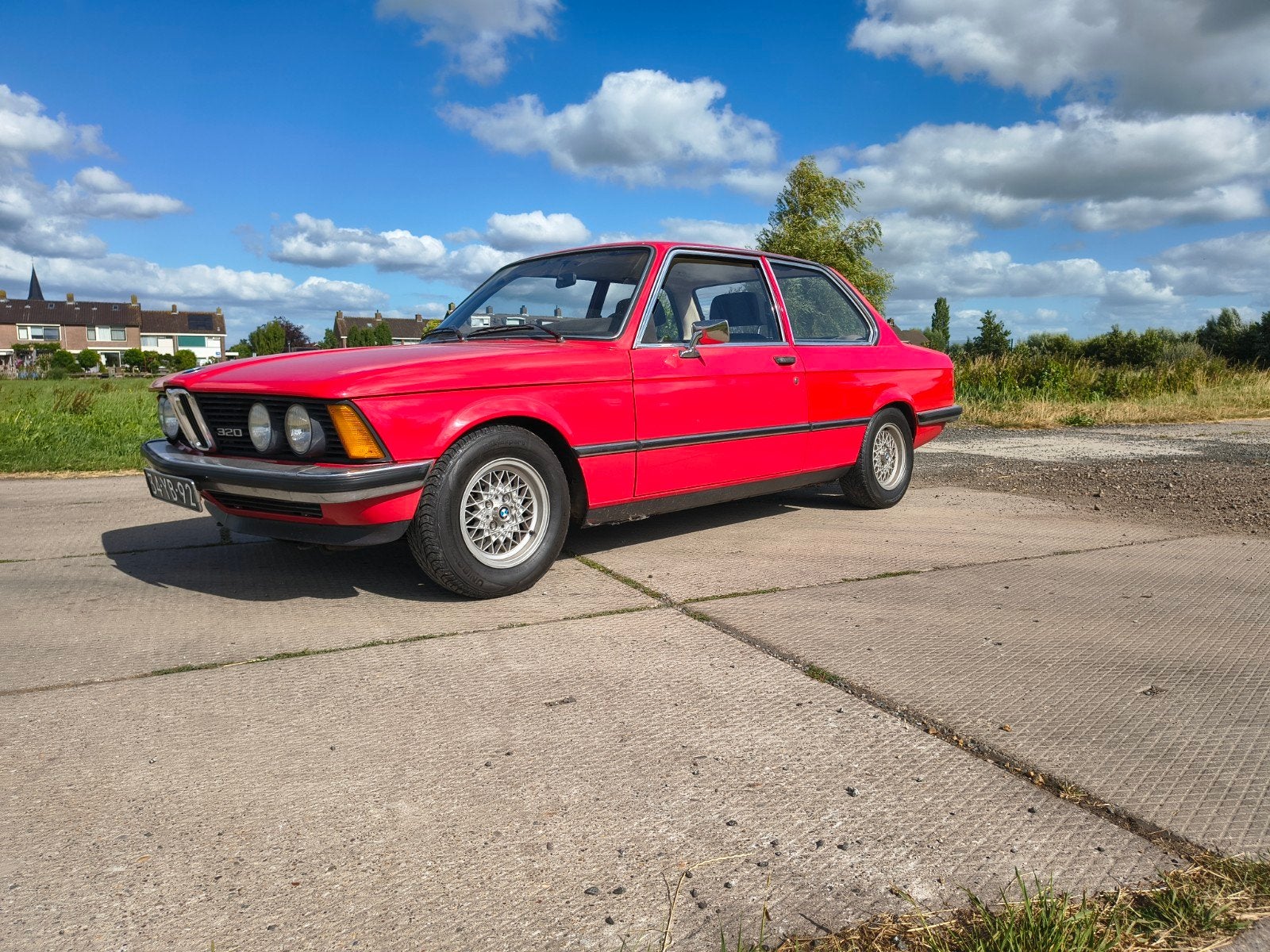 BMW 3-Serie 325 1976 Rood, Auto's, BMW, Zwart, 2494 cc, 1200 kg, Handgeschakeld