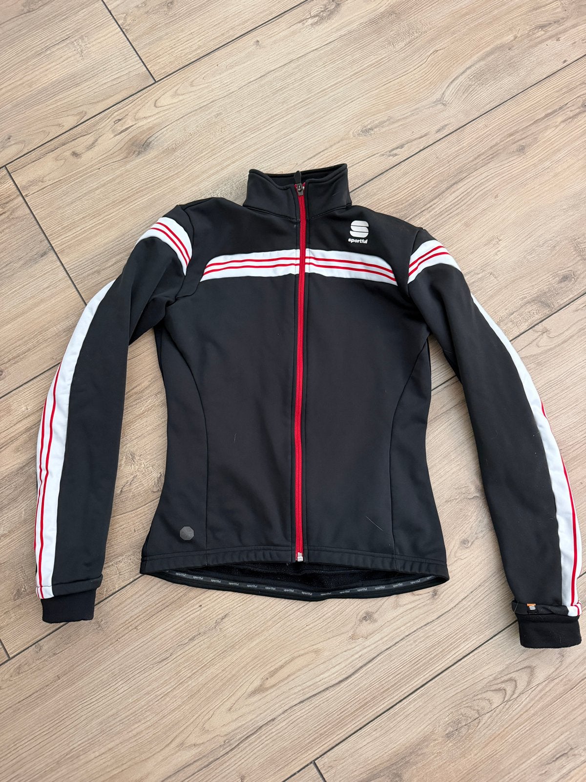 Sportful fietsjas maat S (softshell), Kleding | Dames, Zwart, Overige typen, Ophalen of Verzenden, Zo goed als nieuw