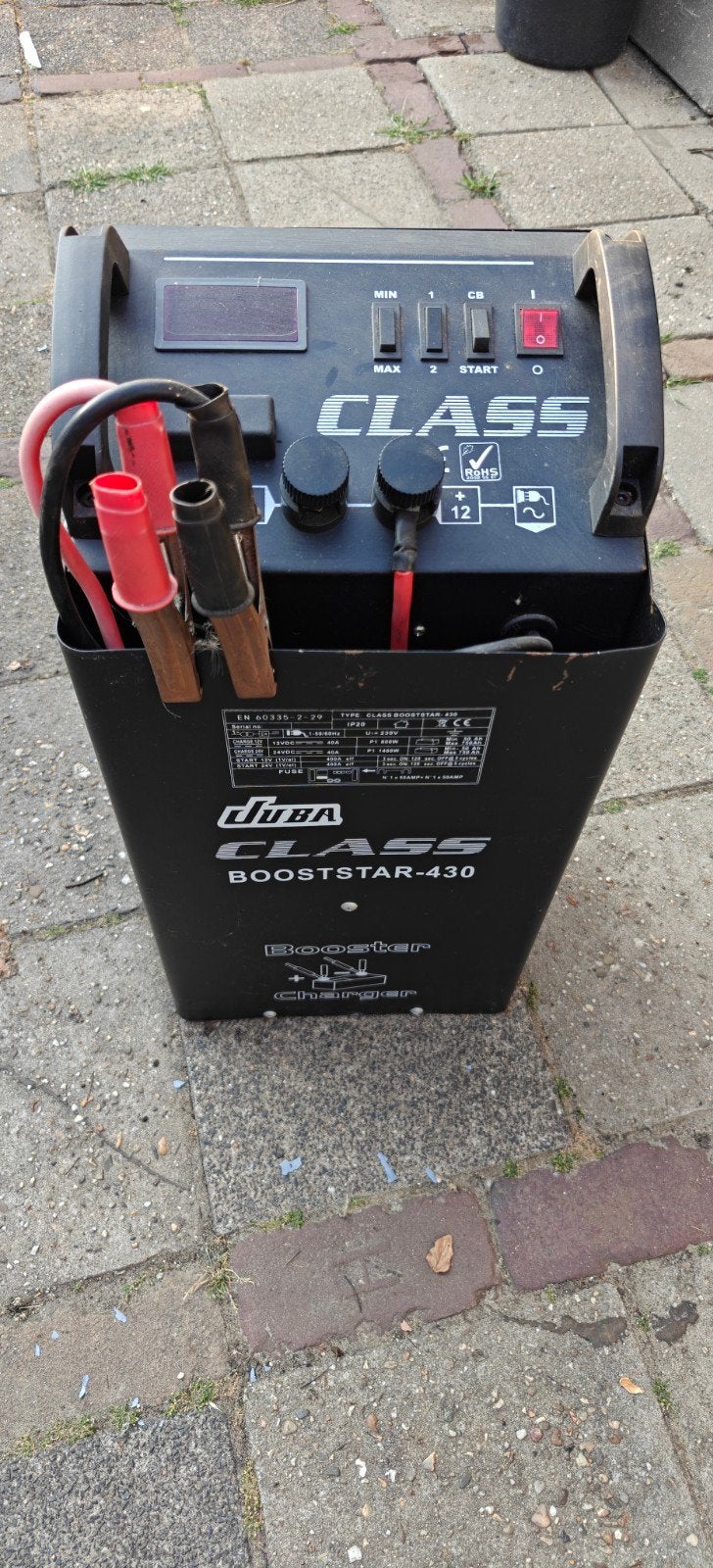 Zware accu booster/charger, Ophalen, Gebruikt