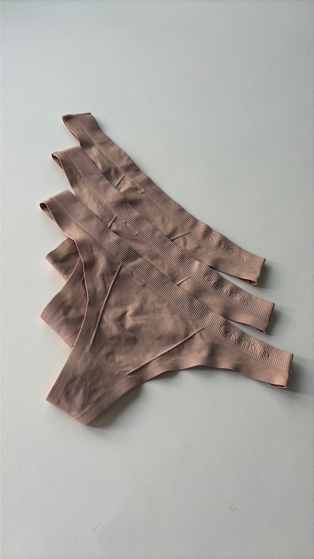 Calvin Klein strings nieuw maat M, Ophalen of Verzenden, Beige, String