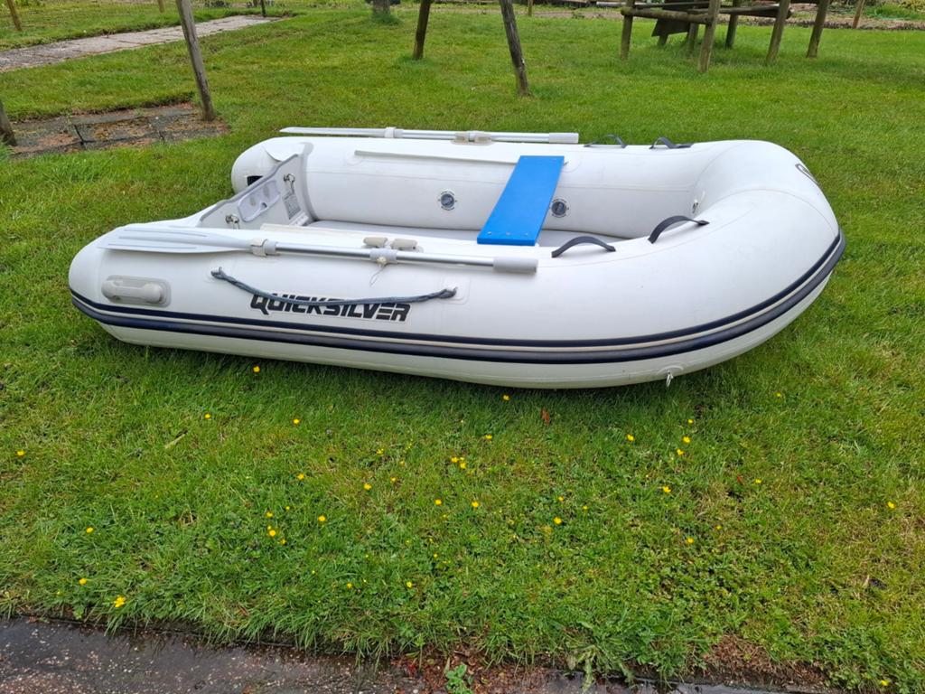 Quicksilver 250 airdeck, Watersport en Boten, Ophalen, Zo goed als nieuw, Overige typen