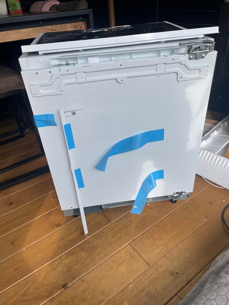 Nieuwe Juno Koelkast - Compact en Efficiënt, Witgoed en Apparatuur, Koelkasten en IJskasten, Ophalen, Zonder vriesvak, Minder dan 85 cm