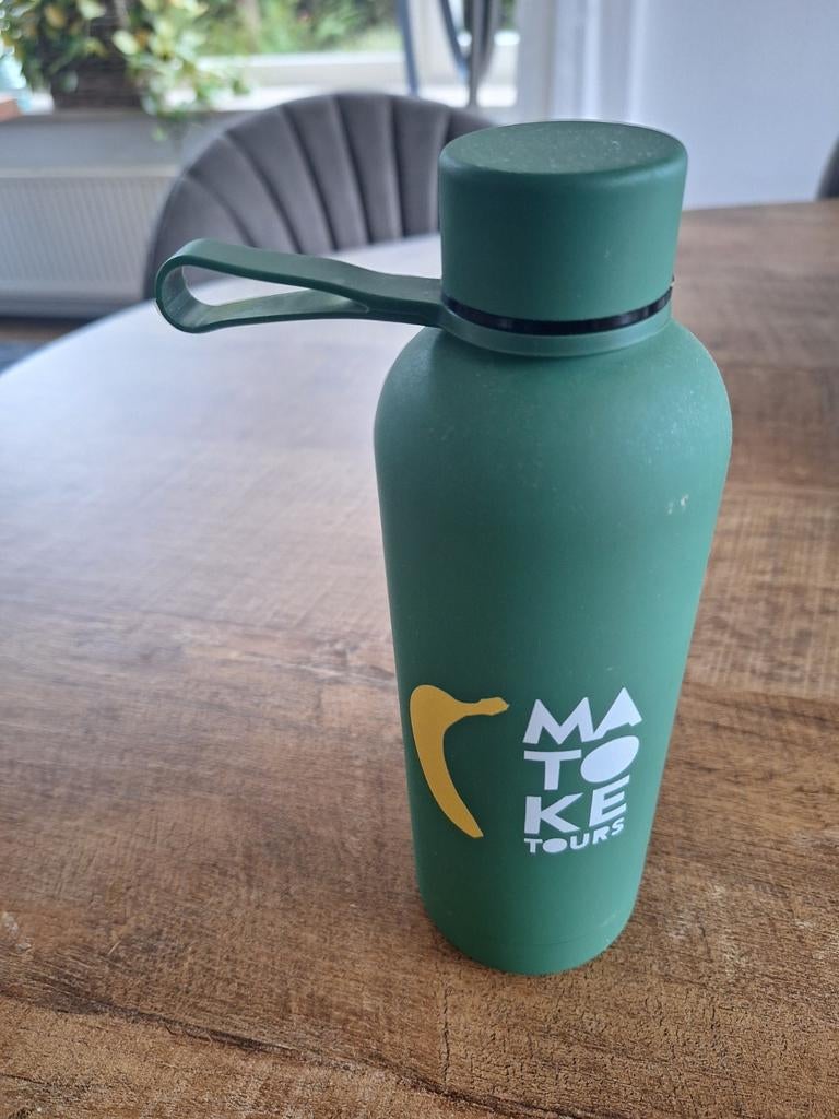 Gratis groene drinkfles met logo, Ophalen