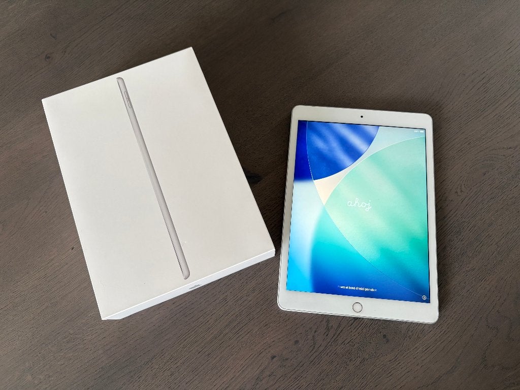 iPad 8e generatie 128 GB Wi-Fi – compleet met doos, Computers en Software, 10 inch, Gebruikt, Apple iPad, Ophalen of Verzenden