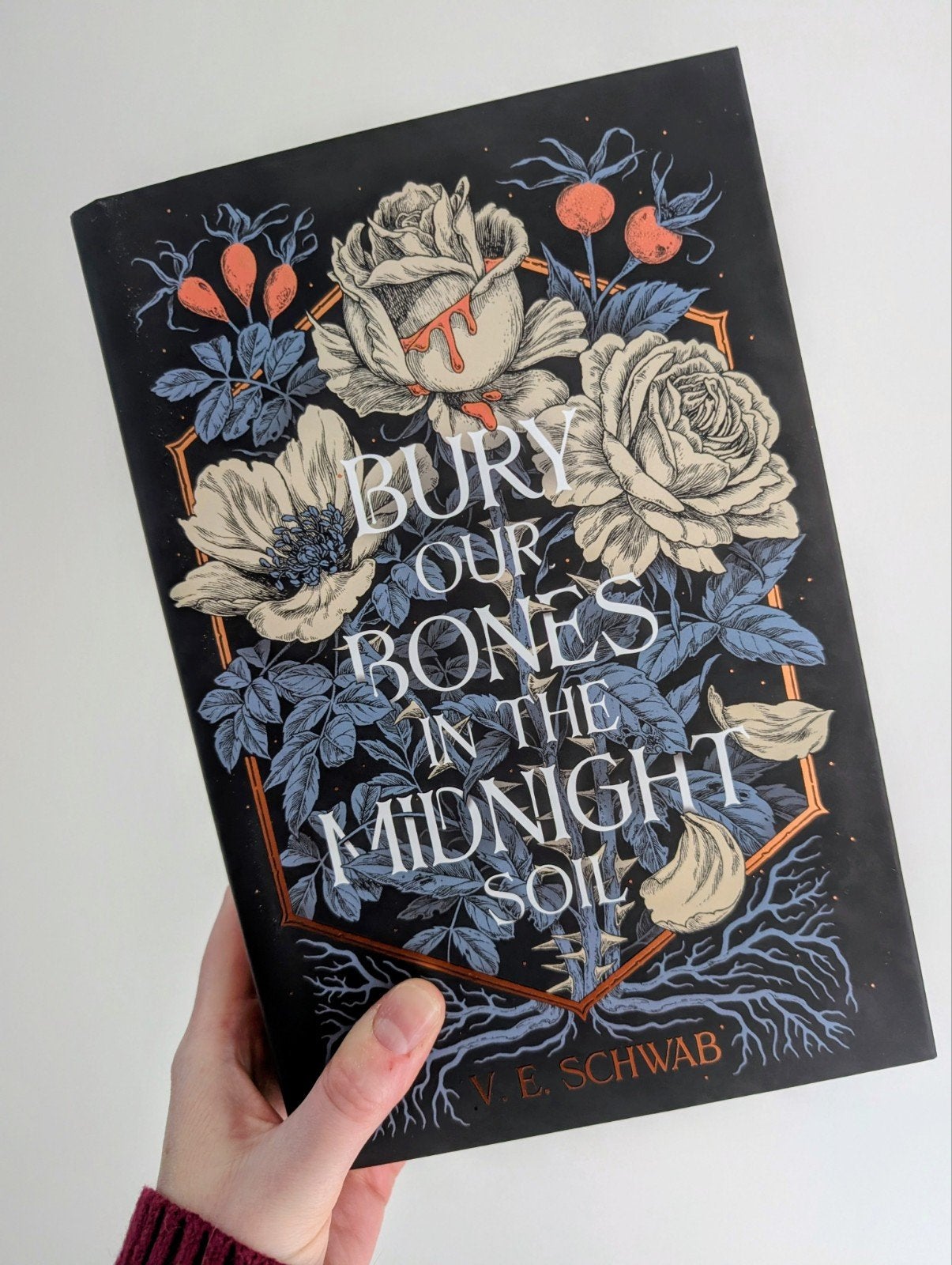 Fairyloot editie - Bury Our Bones in the Midnight Soil, Ophalen of Verzenden