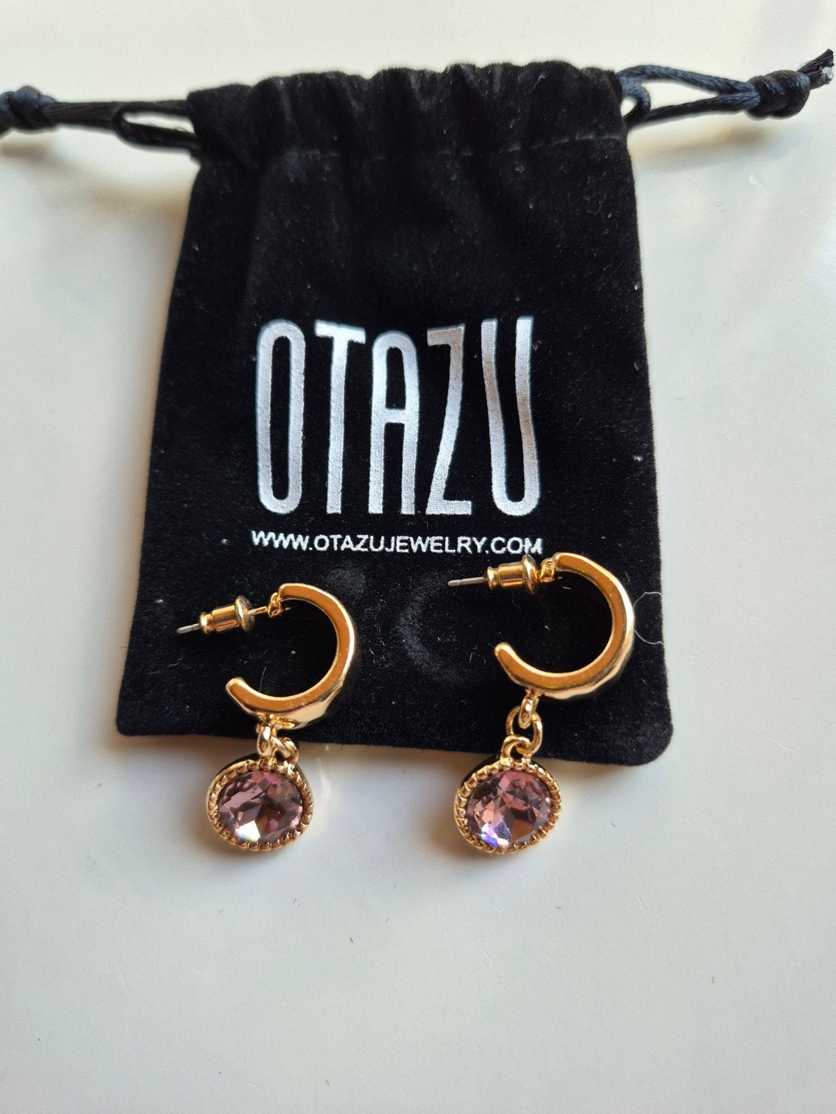 Otazu oorbellen, Ophalen of Verzenden, Nieuw, Goud, Overige materialen