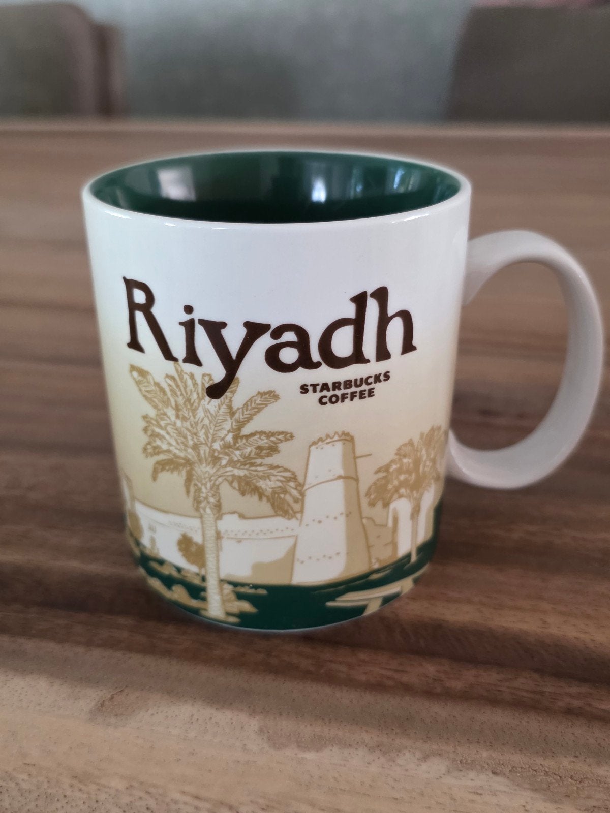 Starbucks Collector Mok Riyadh - Onbeschadigd, Ophalen of Verzenden, Zo goed als nieuw, Meerkleurig, Steen/keramiek