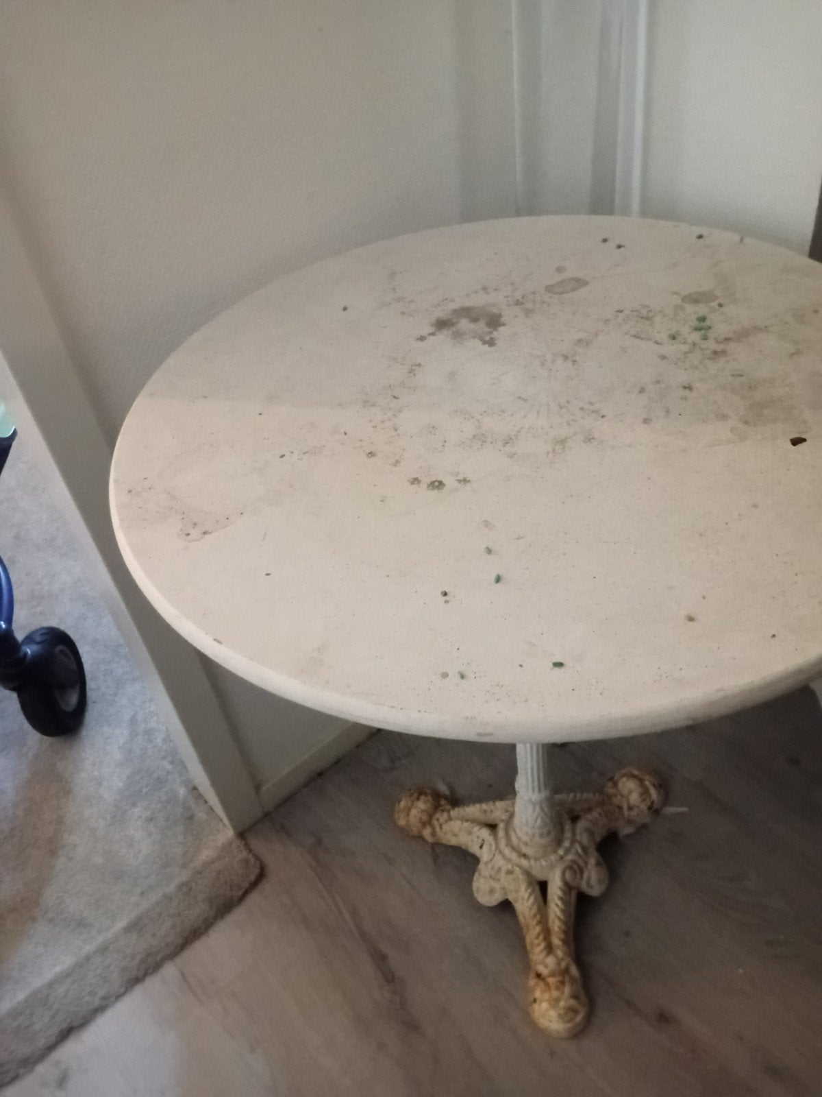 Stenen tafel opknappen als nieuw, Huis en Inrichting, Tafels | Eettafels, 50 tot 100 cm, Zo goed als nieuw, Rechthoekig, 50 tot 100 cm