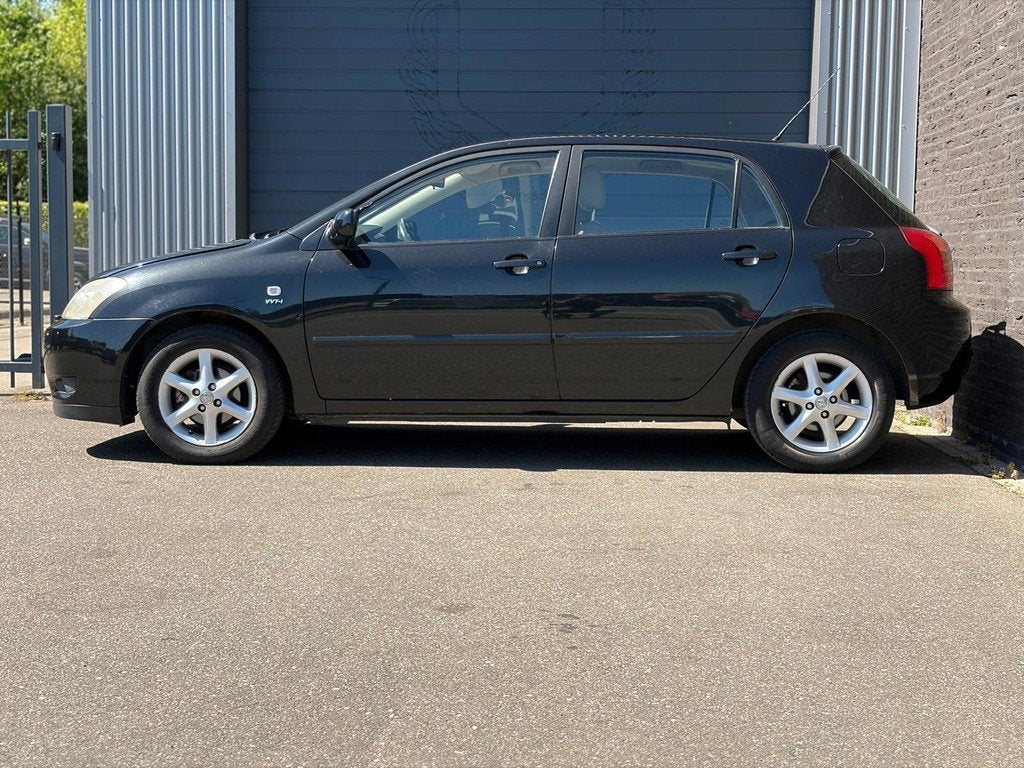 Toyota Corolla 1.6 VVT-i Executive Nap|Ecc, Voorwielaandrijving, 450 kg, Gebruikt, Beige