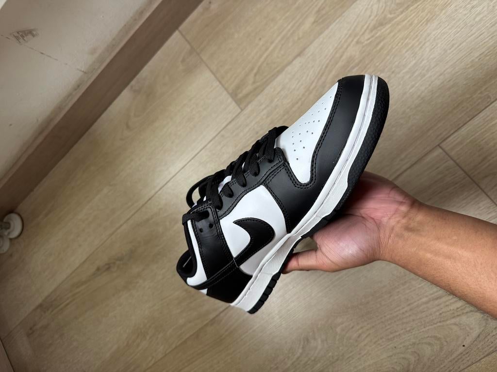 Nike Dunks Low | Maat:44,5 | Helemaal nieuw, Kleding | Heren, Schoenen, Ophalen of Verzenden, Zo goed als nieuw, Zwart