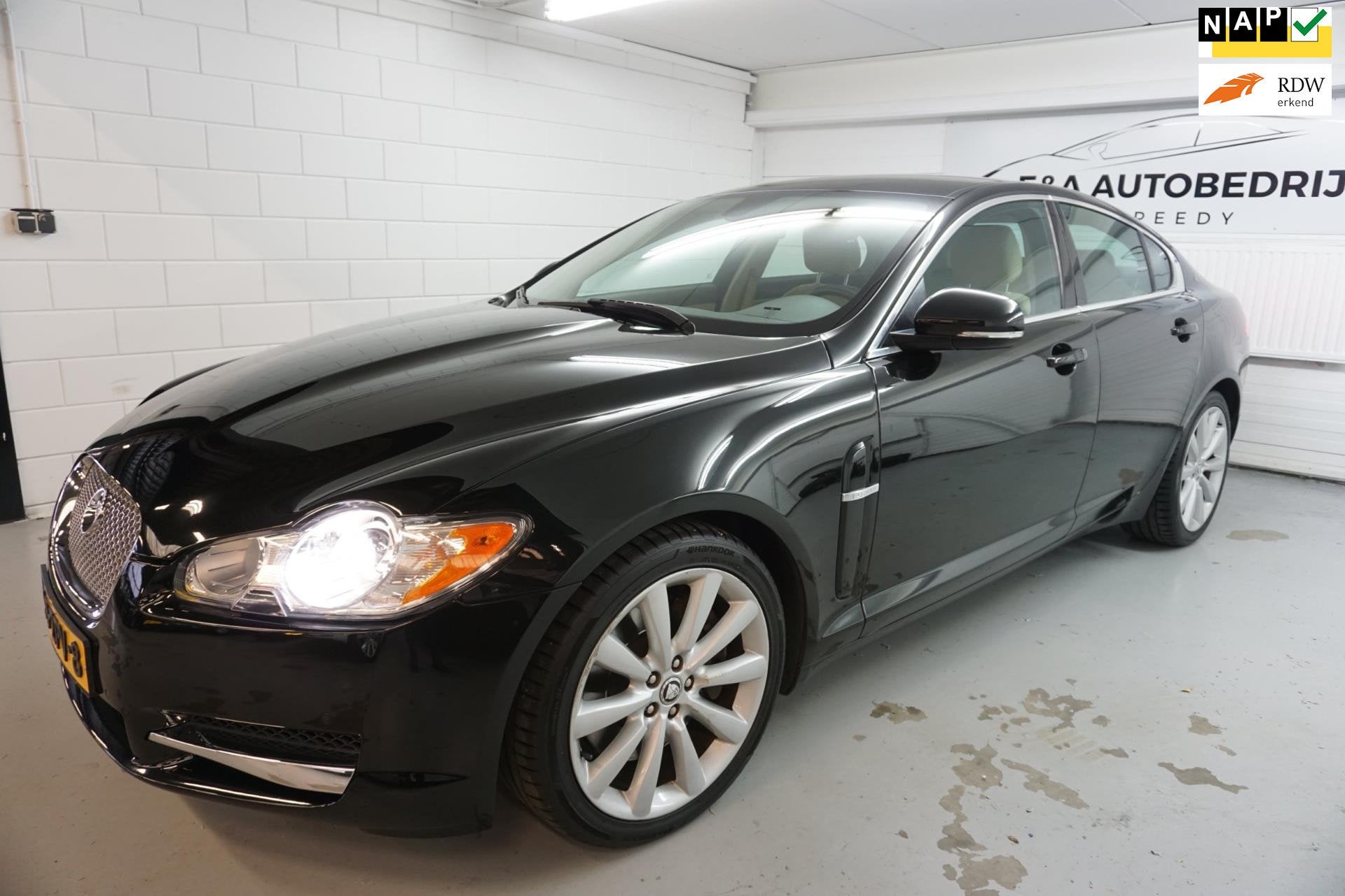 Jaguar XF 3.0D V6 Premium Luxury /NAP / LEDER / CAMERA, Auto's, Automaat, Euro 5, Gebruikt, Beige