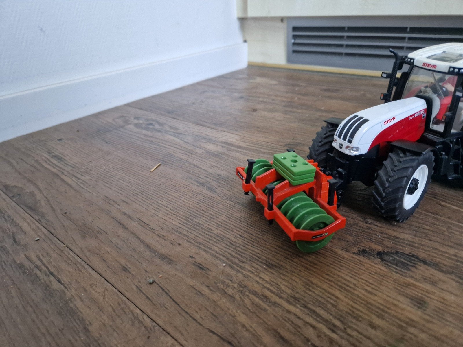 siku holaras wals 1:32, Ophalen of Verzenden, Zo goed als nieuw, Tractor of Landbouw, SIKU