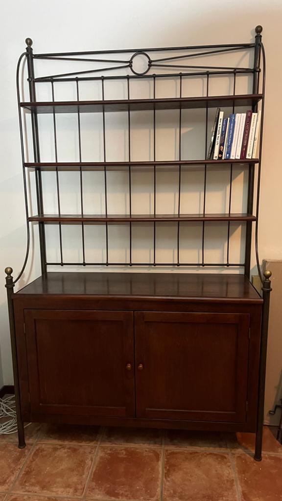 houten kast met smeedijzeren elementen te koop, Antiek en Kunst, Ophalen