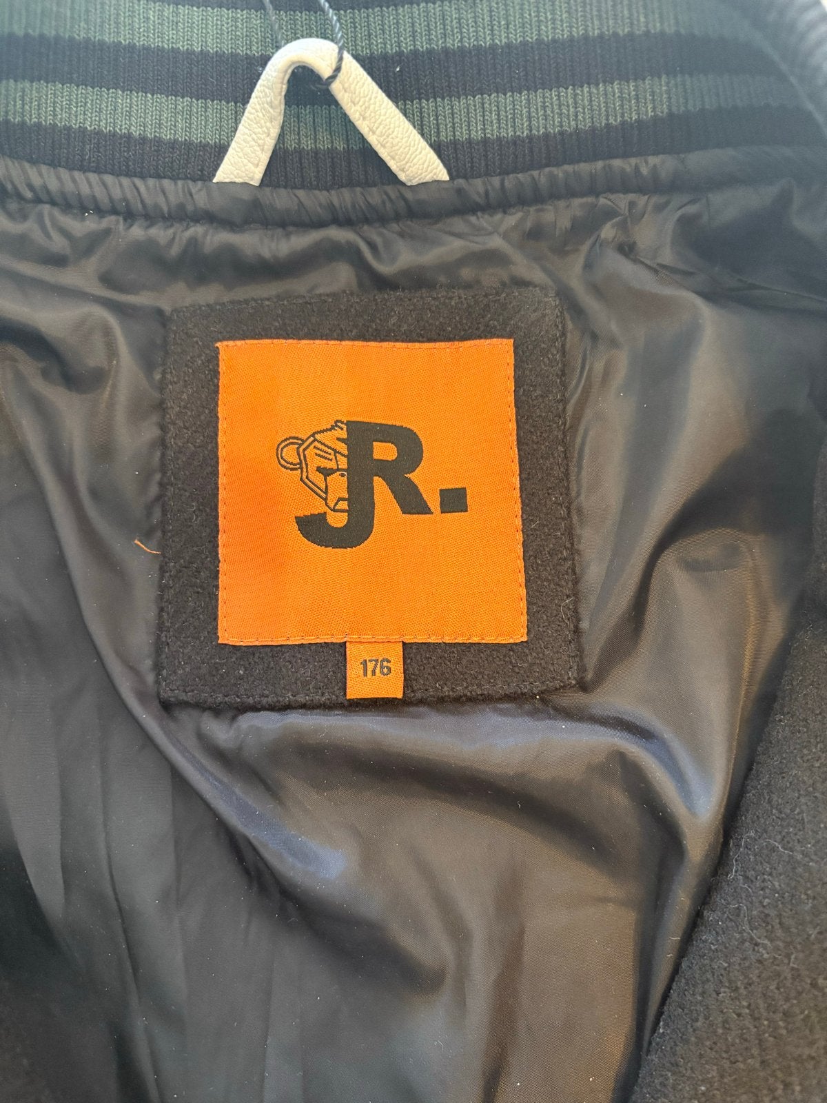 Black Bananas Varsity Jacket Maat 176, Kinderen en Baby's, Kinderkleding | Maat 170, Ophalen of Verzenden, Zo goed als nieuw, Jongen