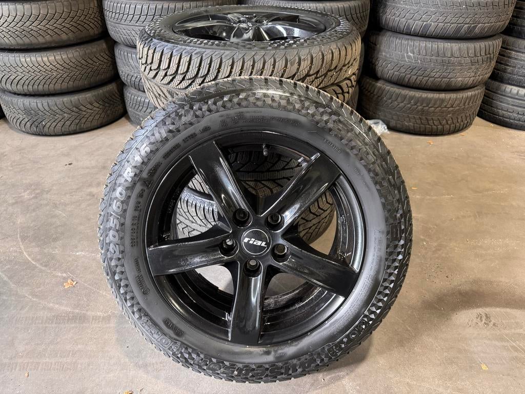 Kia Niro winterwielenset 205/60/R16 zeer goed profiel, Ophalen, Gebruikt, 16 inch, Banden en Velgen