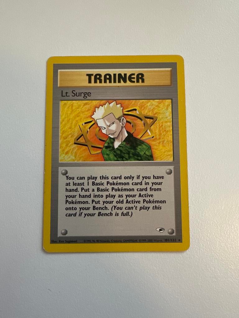 Pokémon Lt. Surge Trainer Gym Heroes 101/132, Ophalen, Gebruikt, Losse kaart