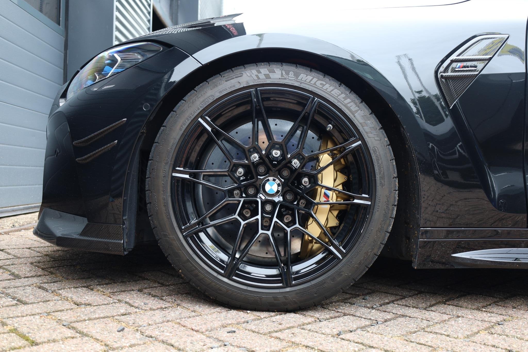 BMW 4-serie Coupé M4 Competition |Track Pack |Carbon Kuipst, 12 maanden, Gebruikt, 4 stoelen, Zwart