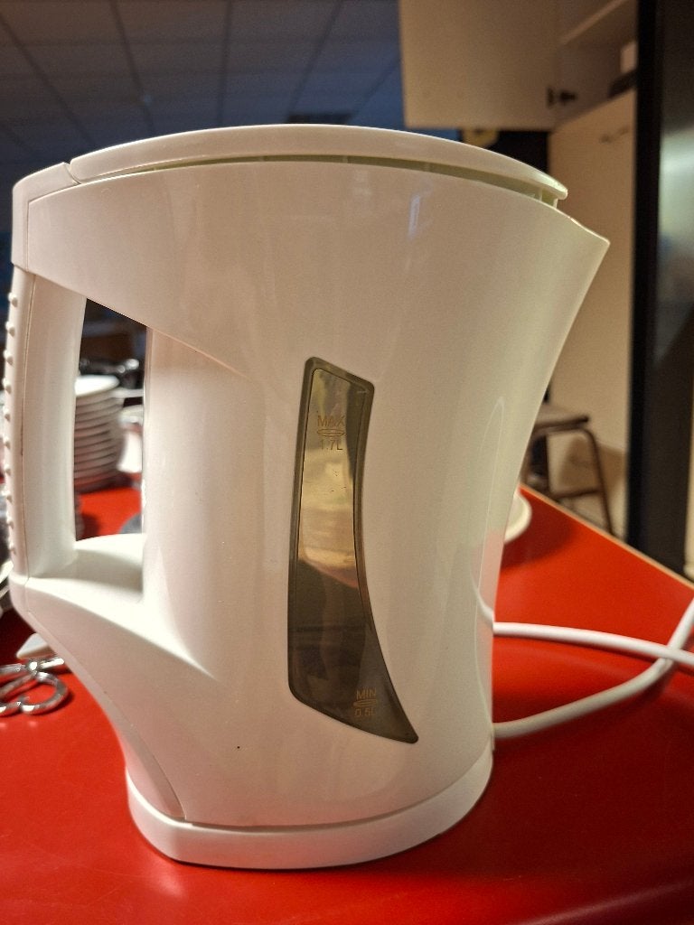 Elektrische waterkoker, 1 tot 2 liter, Ophalen, Gebruikt