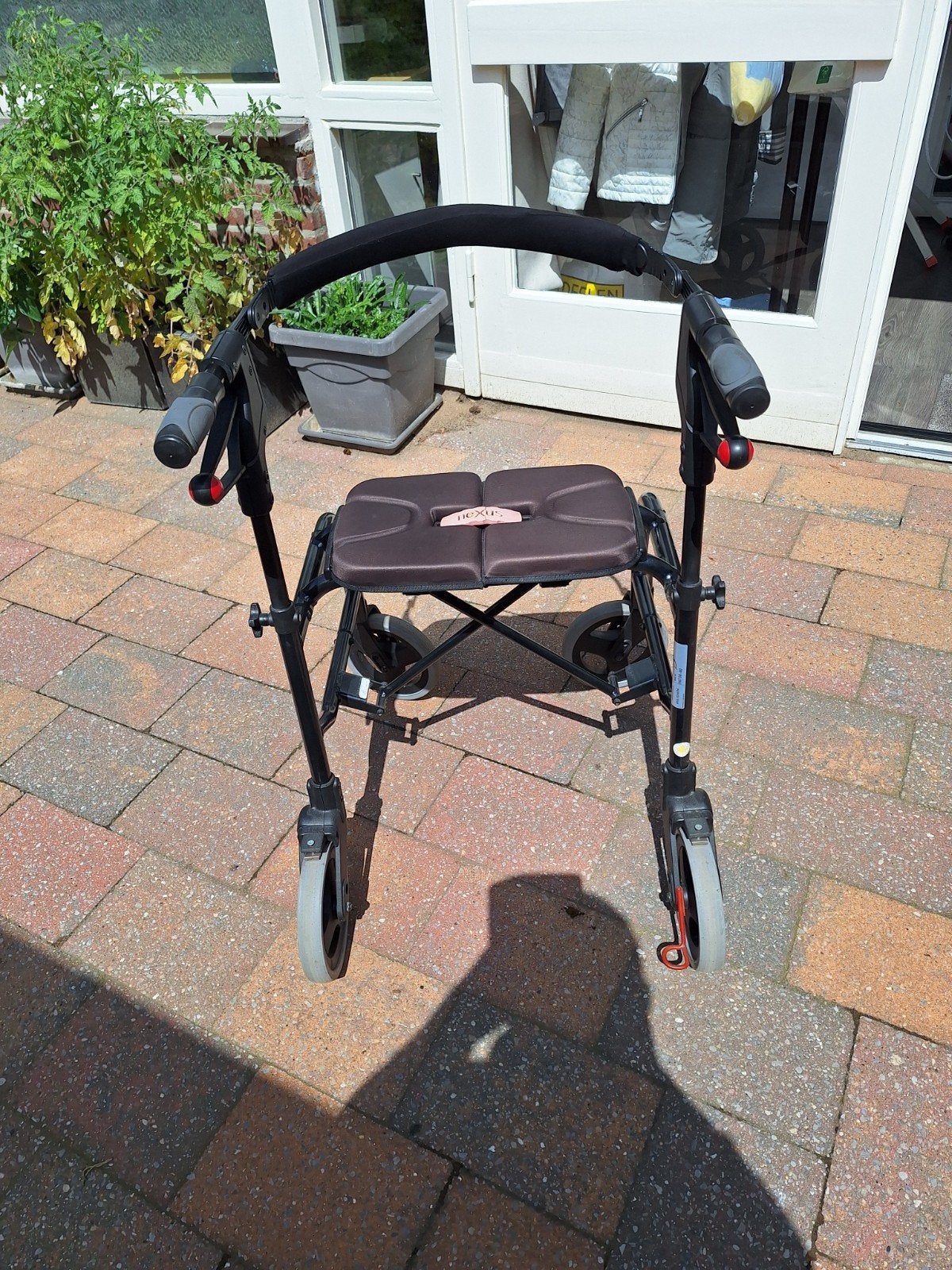 Nexus  kleur zwart, opvouwbaar., Diversen, Ophalen, Duwrolstoel