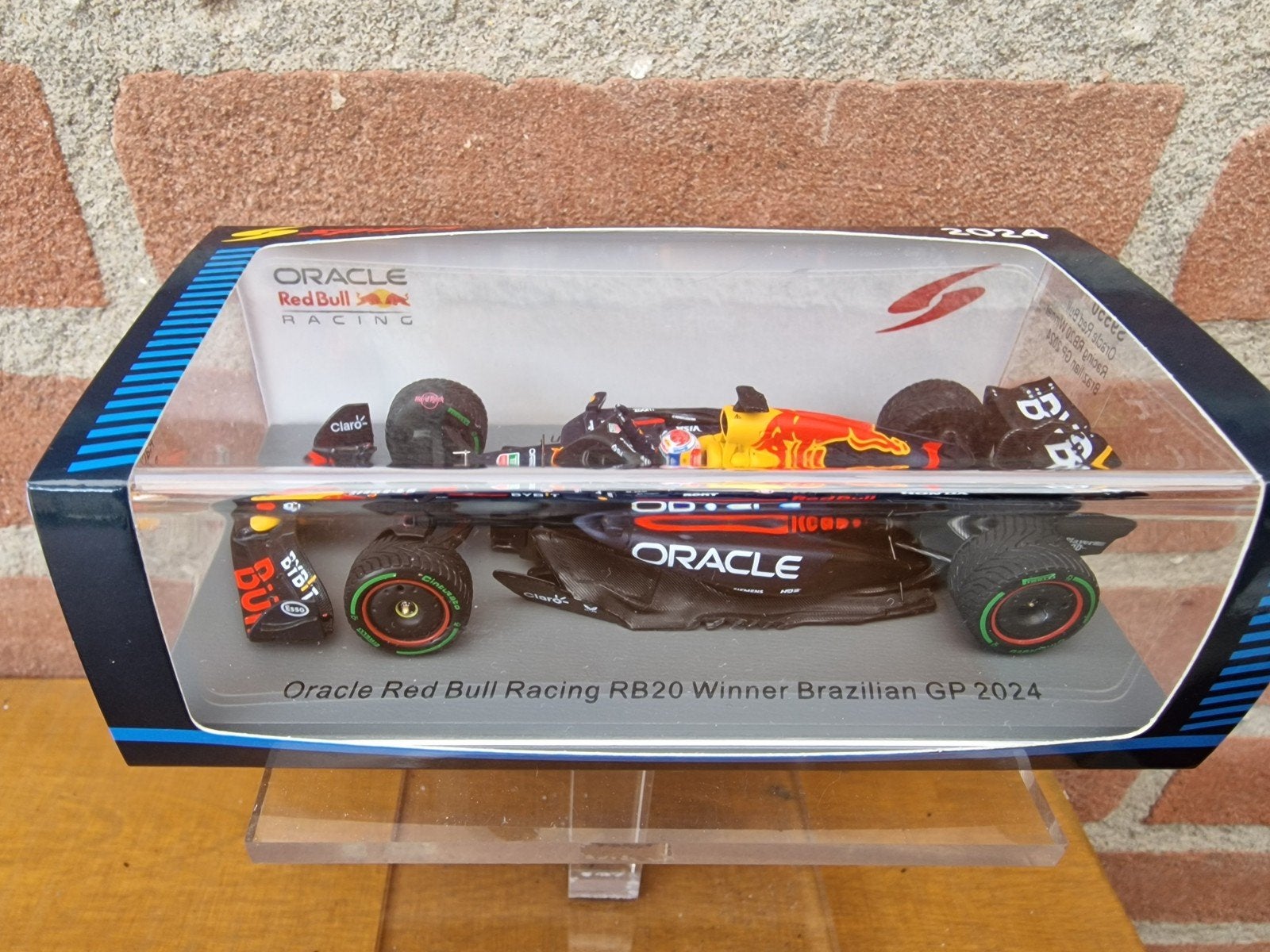 Max Verstappen RB20 Winner Brazilië GP 2024 1:43 regen race, Ophalen of Verzenden, Zo goed als nieuw, Formule 1