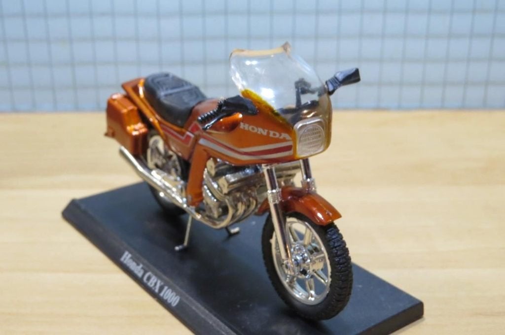 Honda CBX1000 1:18 blister, MayCheong, Maisto, Nieuw, Ophalen of Verzenden