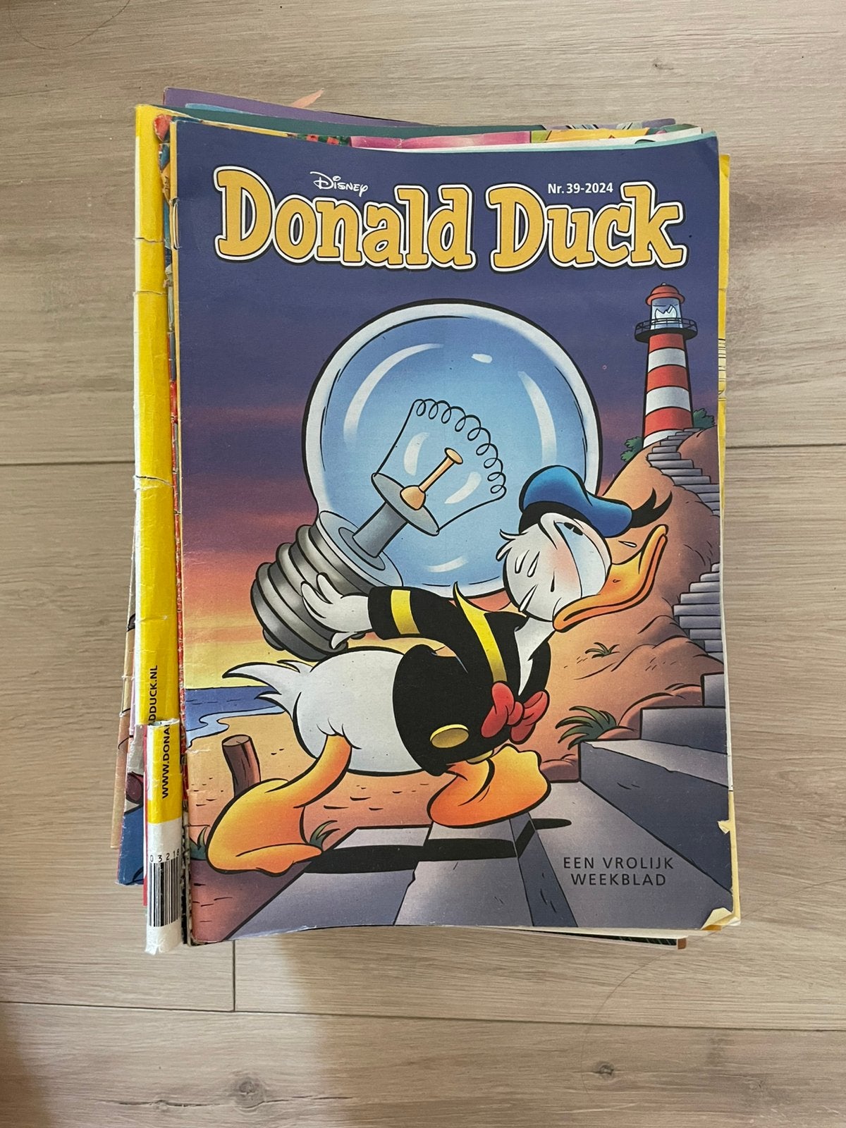 Donald duck, super man, suske en wiske, bad man., Meerdere comics, Ophalen of Verzenden, Zo goed als nieuw, Europa