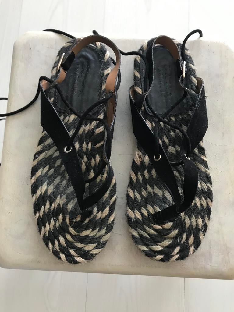 ZARA Mooie Raffia Sandalen, Ophalen of Verzenden, Zo goed als nieuw