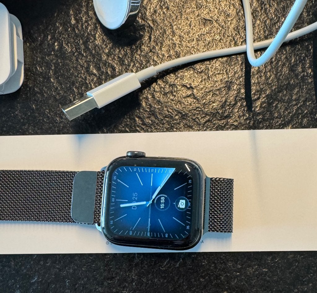 Apple Watch 40mm Series 6 Titanium, Gebruikt, Apple Watch ⌚️, Zwart, IOS