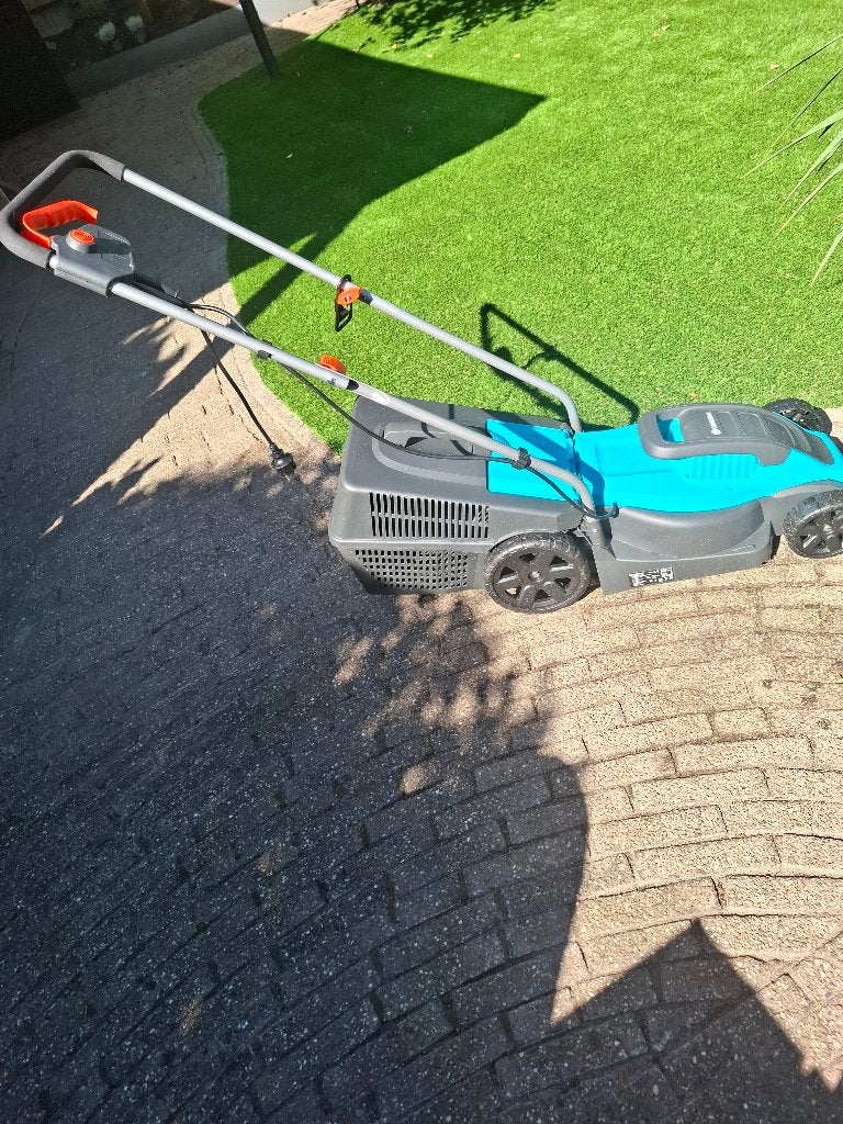 Grasmaaier Gardena Powermax 1100/32, Ophalen, Gebruikt, Elektrische grasmaaier, Opvangbak