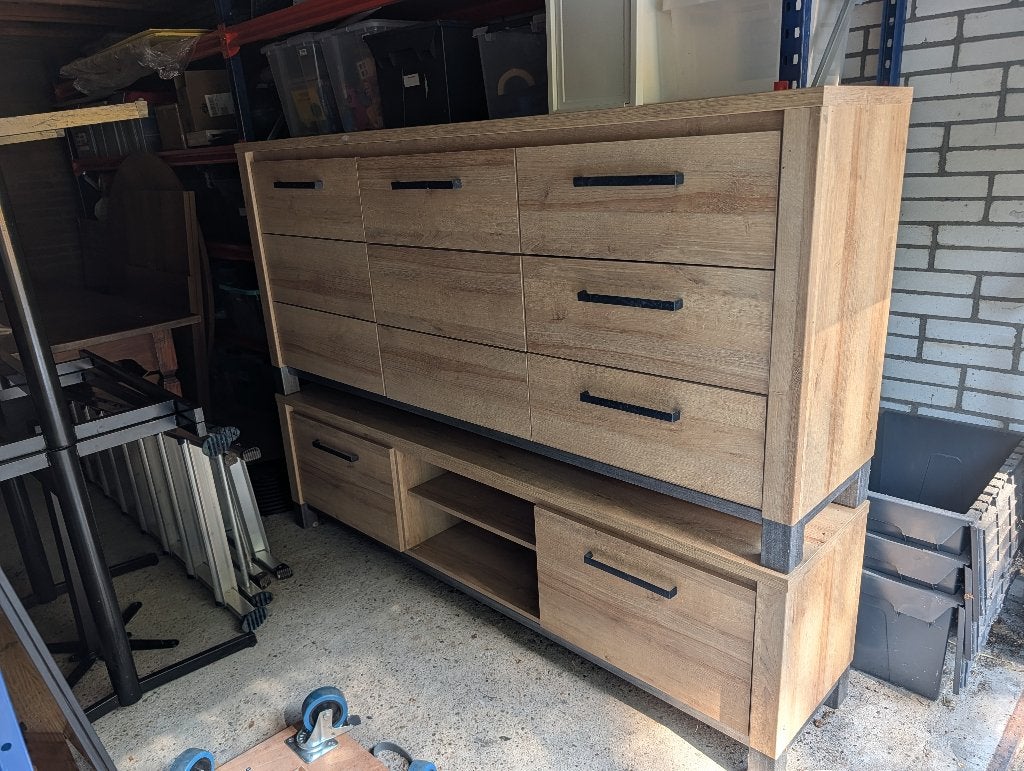 Meubelset Finn ( TV meubel / Dressoir), Ophalen, Overige materialen, 150 tot 200 cm, Zo goed als nieuw