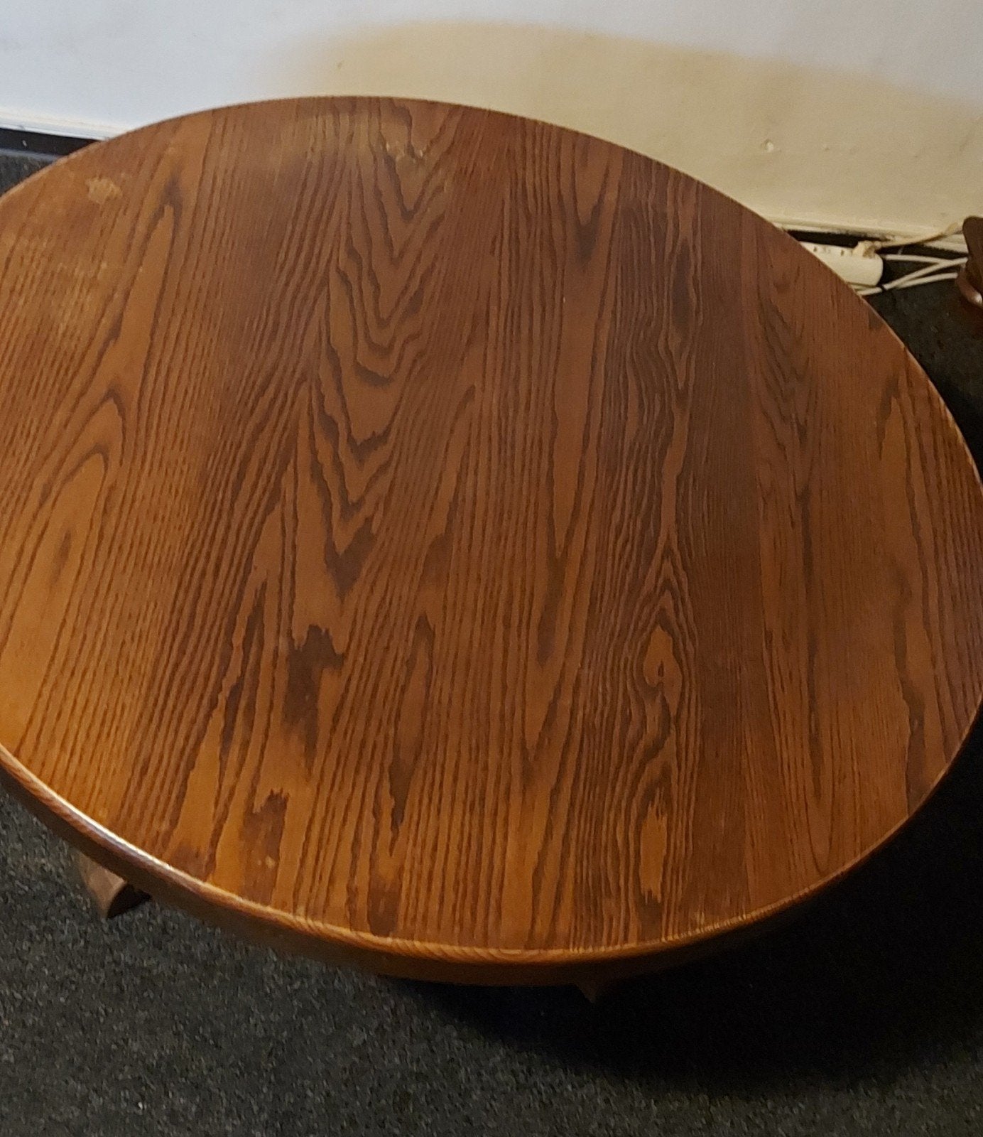 Ronde eiken tafel, Huis en Inrichting, Tafels | Eettafels, Ophalen, Gebruikt, Donker eiken, 100 tot 150 cm