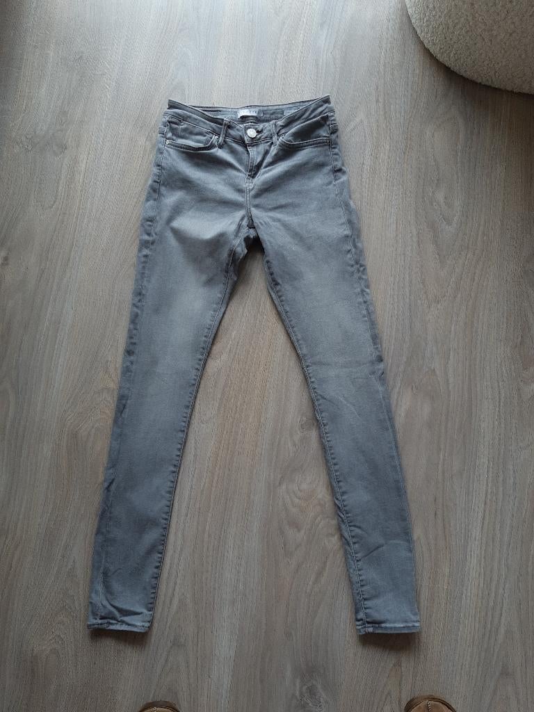 superskinny jeans 36, Ophalen of Verzenden, Zo goed als nieuw, Grijs, W28 - W29 (confectie 36)