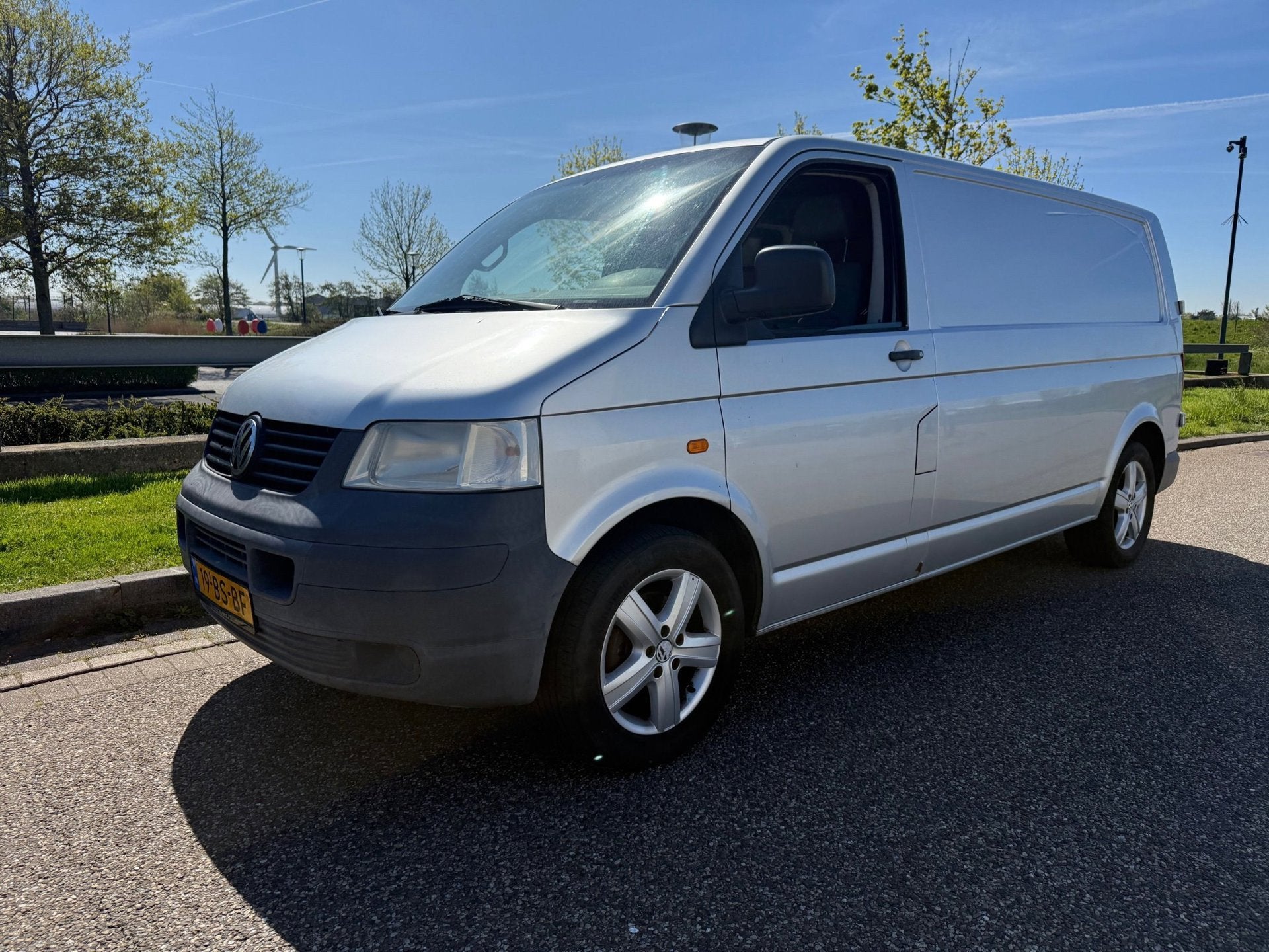 Volkswagen Transporter 2.5 TDI L2 * GRATIS BEZORGEN * | APK, Auto's, Stof, Gebruikt, Volkswagen, Origineel Nederlands