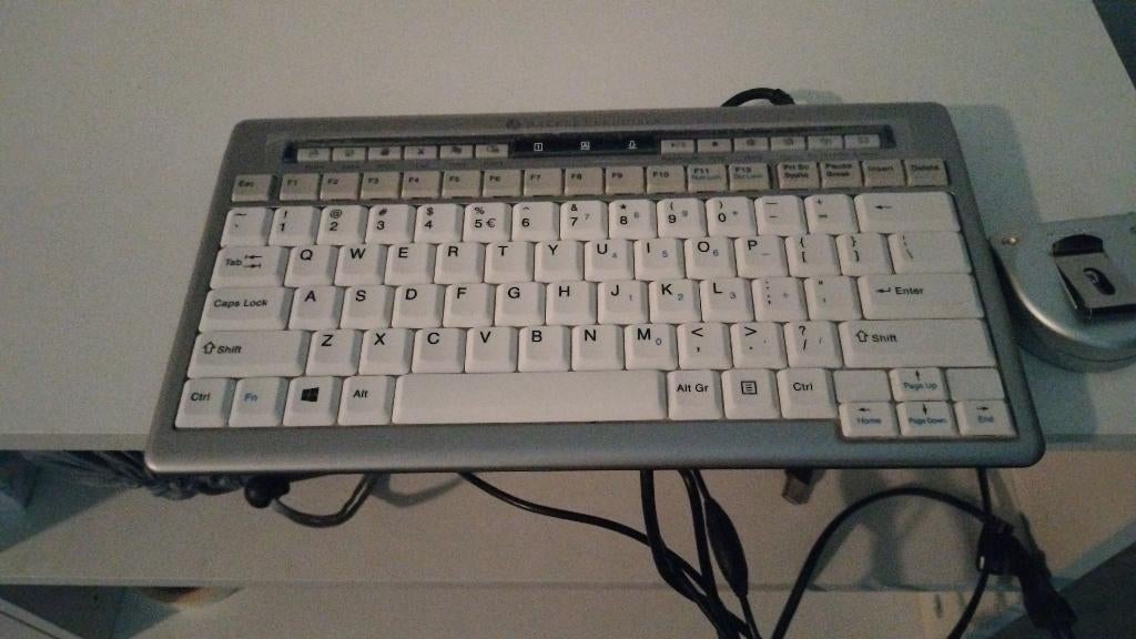 Toetsenbord, Computers en Software, Toetsenborden, Ophalen, Zo goed als nieuw, Bakker Elkhuizen