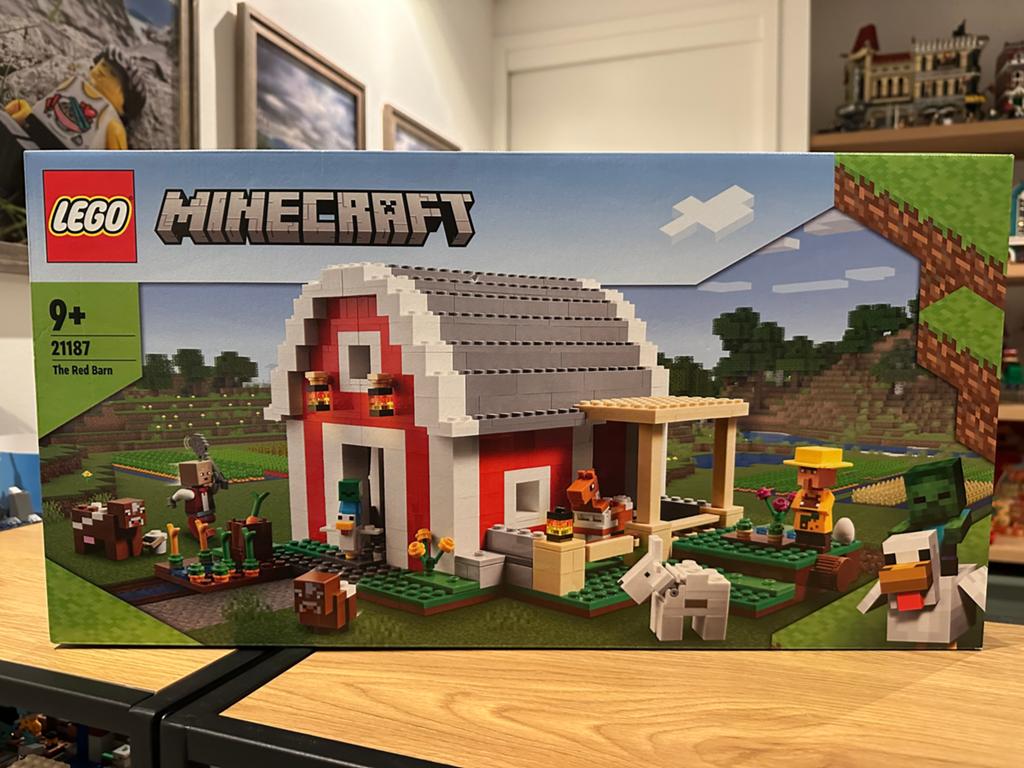 Lego Minecraft De Rode Schuur 21187 - Nieuw in doos, Minecraft, Lego, Nieuw, Ophalen of Verzenden