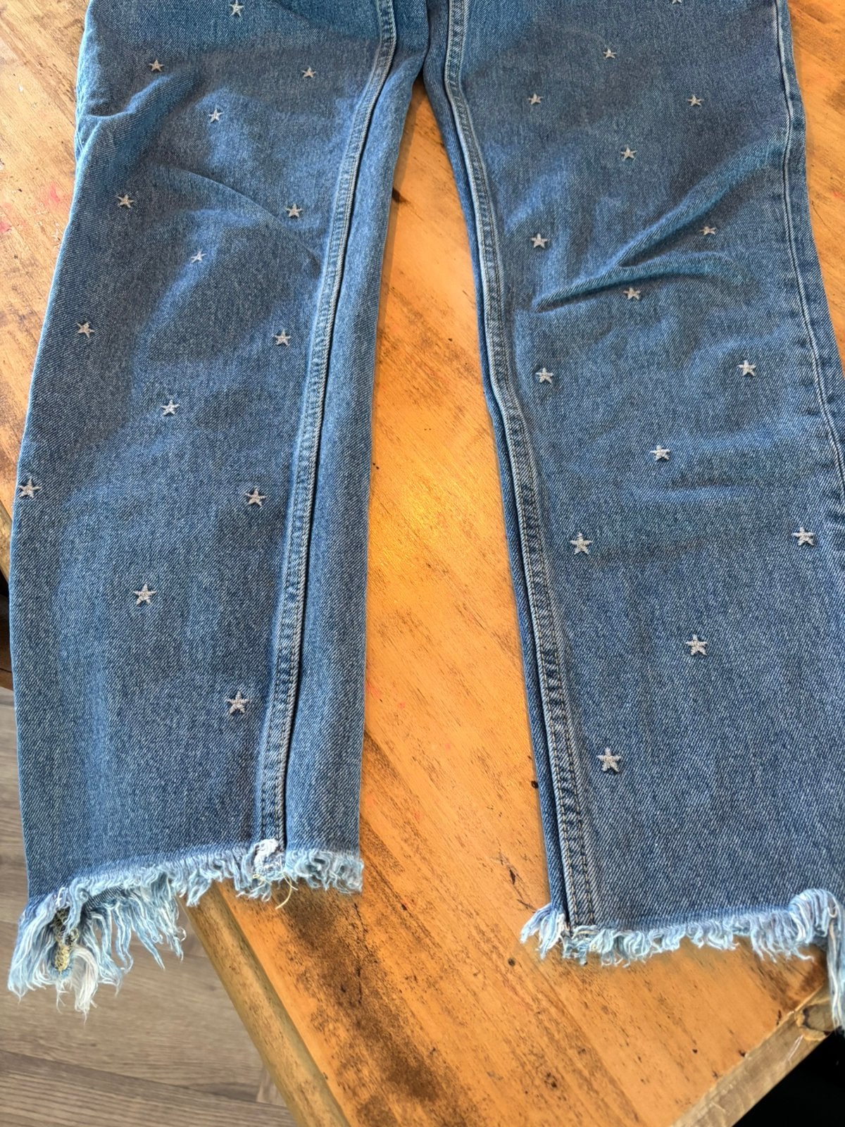 KARSSEN Zoe Karssen spijkerbroek sterretjes maat 30, Ophalen of Verzenden, Zo goed als nieuw, Blauw, W30 - W32 (confectie 38/40)