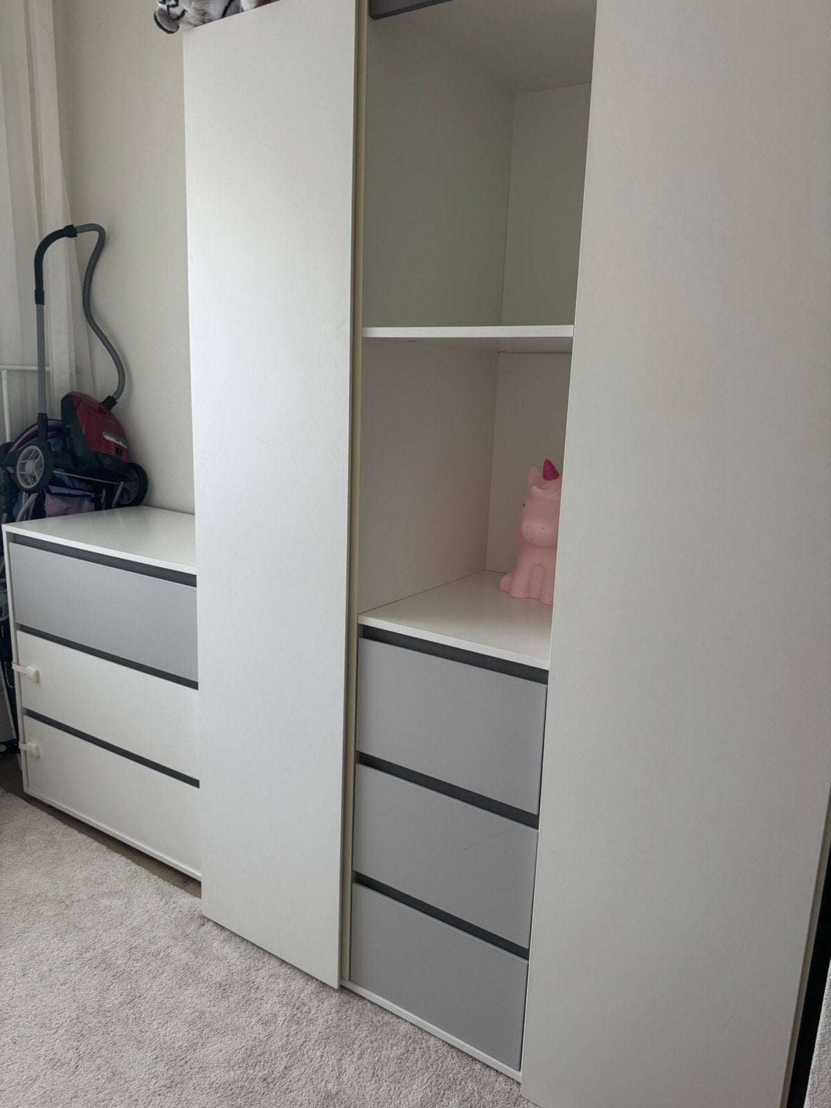 Kinderkast met commode, Ophalen, 100 tot 150 cm, Zo goed als nieuw, Minder dan 100 cm