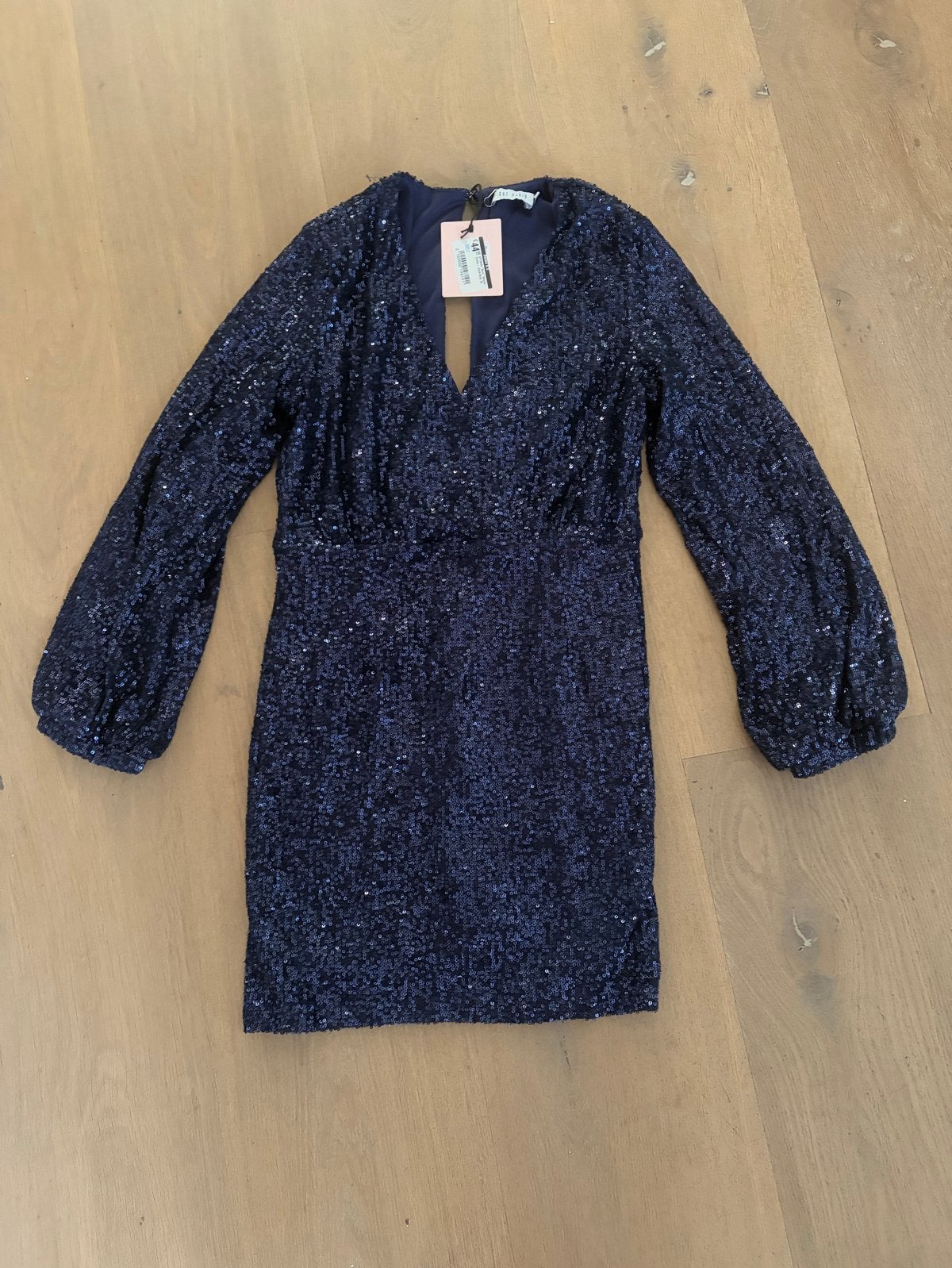 Donkerblauwe pailletten jurk met lange mouwen, Kleding | Dames, Maat 38/40 (M), Blauw, Nieuw, Ophalen of Verzenden