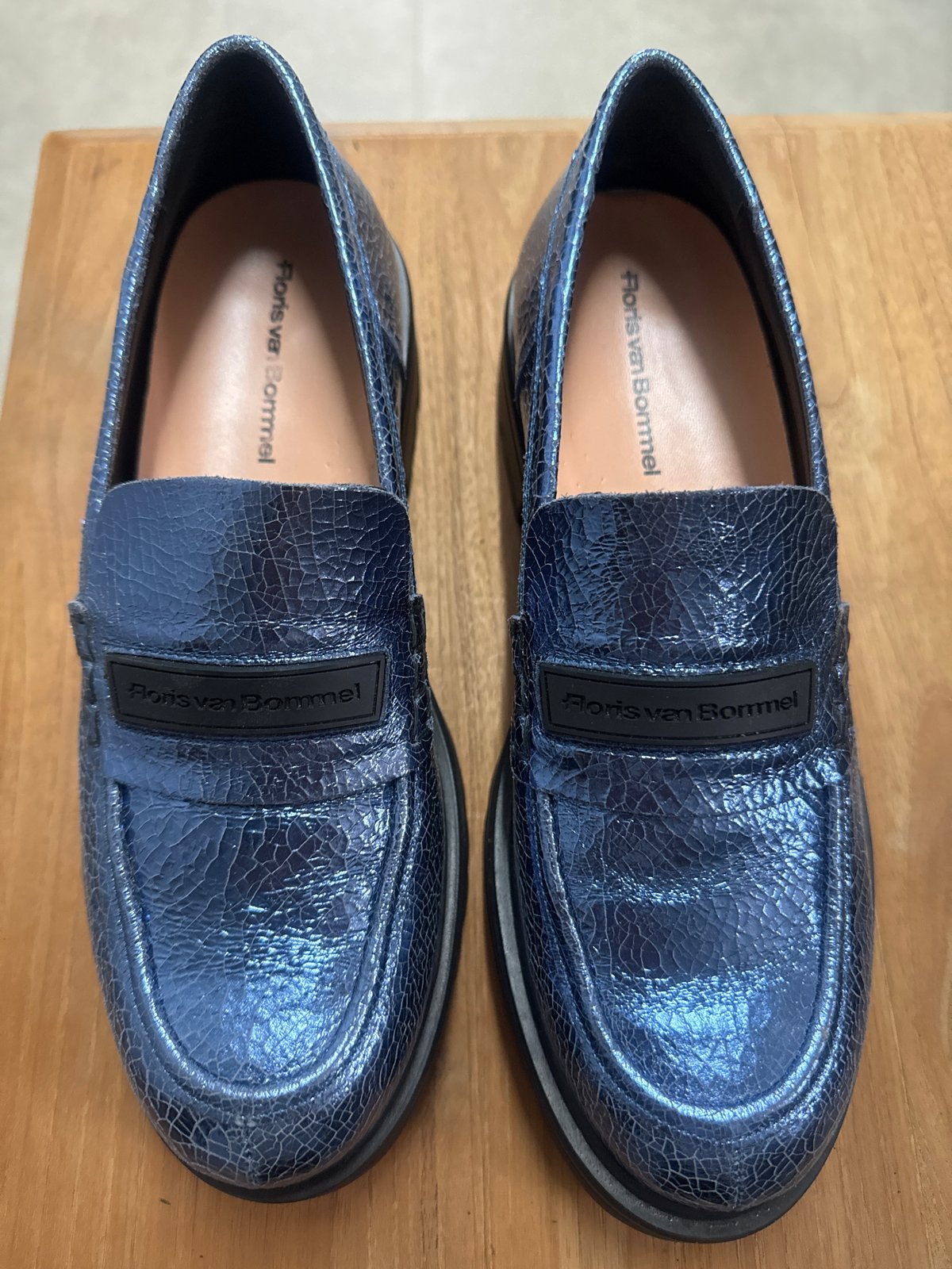 Floris van Bommel Instappers - Blauw metallic maat 41., Blauw, Instappers, Ophalen of Verzenden, Zo goed als nieuw