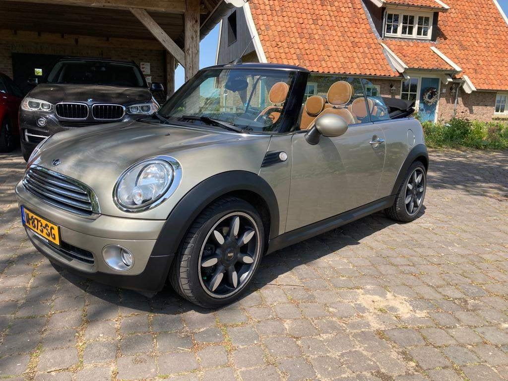 Mini Cabrio 1.6 98pk 2010 Grijs, Voorwielaandrijving, 4 cilinders, Cabriolet, 4 stoelen